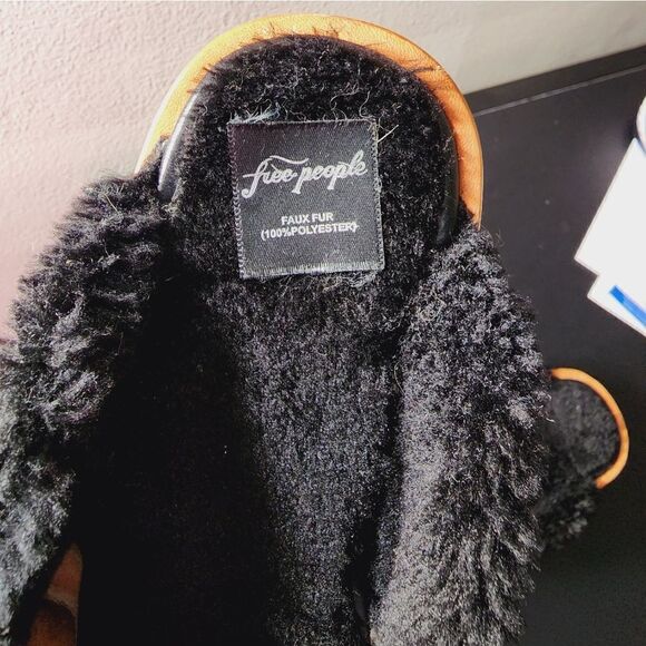 Free People  - Picture 3 of 12